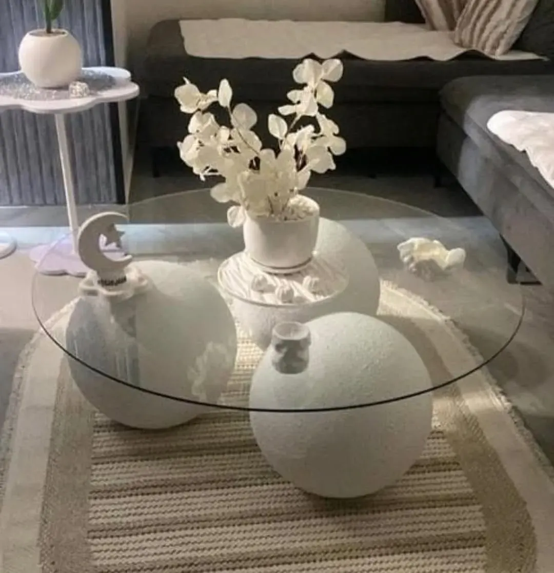 طاولة غرف نوم